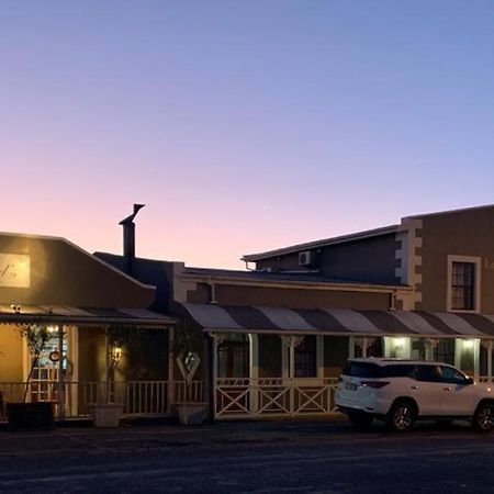 Lord Carnarvon Small Hotel Luaran gambar